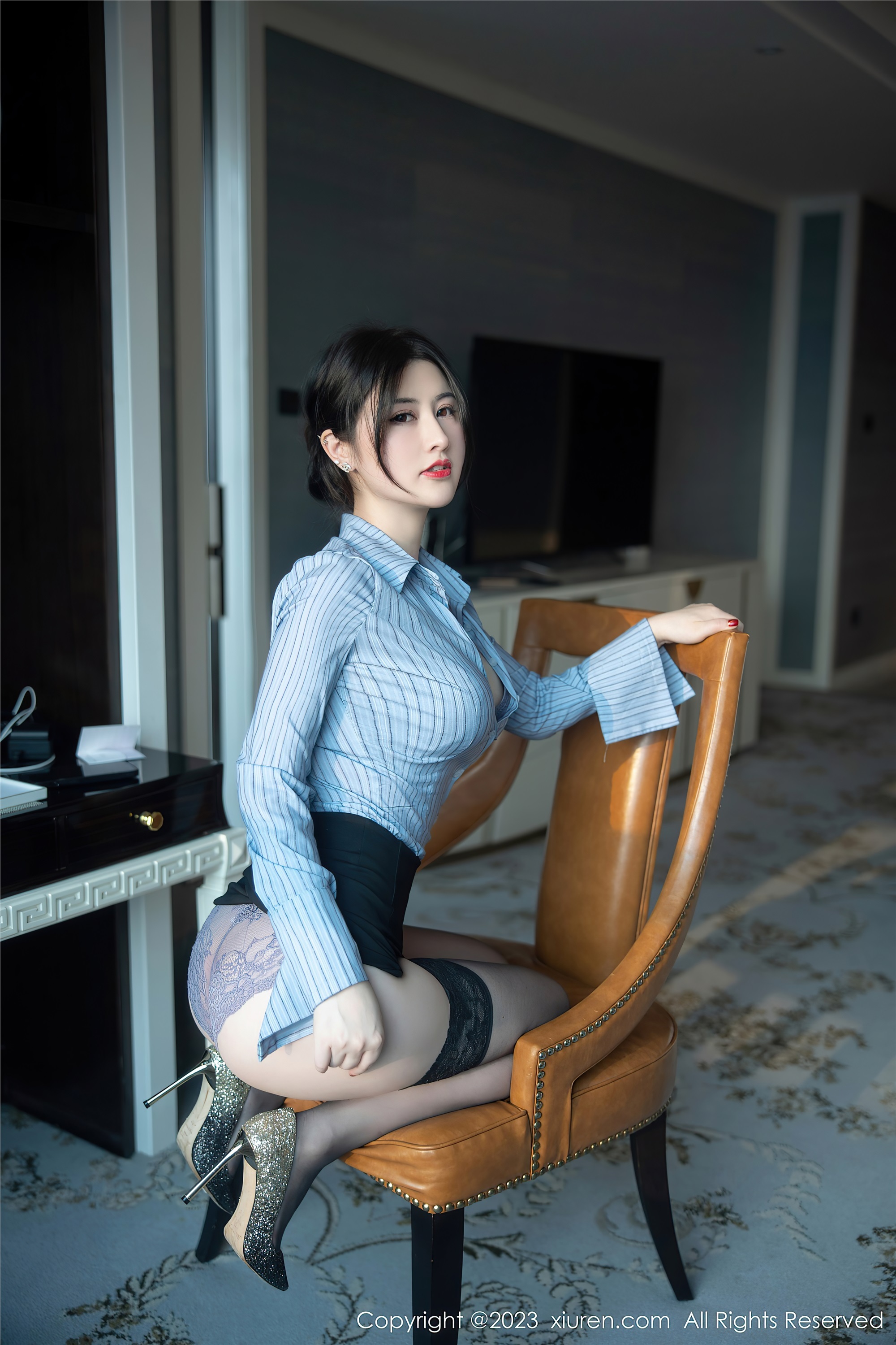 XiuRen秀人网  2023.03.01 NO.6343 诗诗kiki